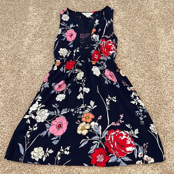 Navy/ Floral dress - Picture 1 of 4